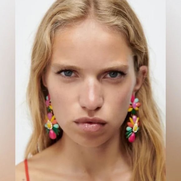 ZARA MULTI COLOR JEWEL EARRINGS - Picture 2 of 2